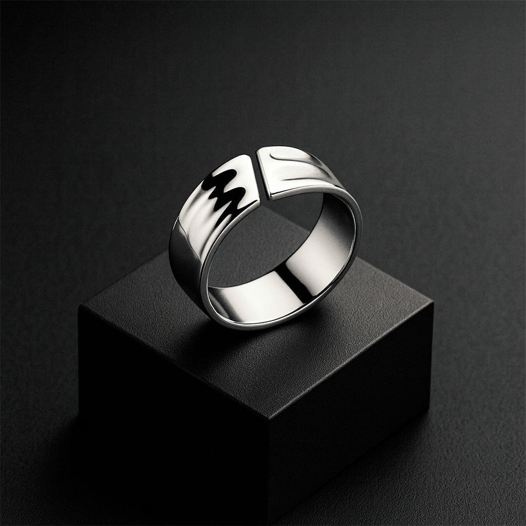 Gold-Plated Wide Ring – Punk Edge. Timeless Shine. Stones Men