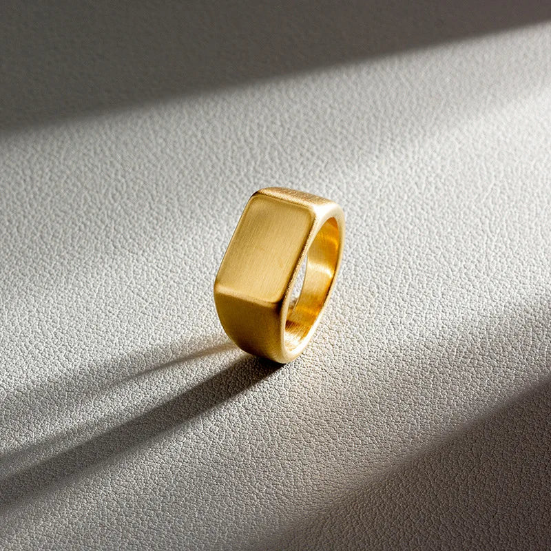 Rectangular Seal Ring – Bold Form. Polished Strength. Stones Men