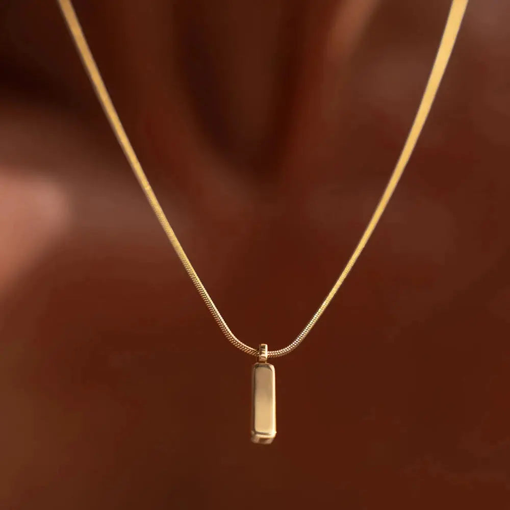 Men's Square Pendant Stainless steel Short Gold-Plated Necklace Wholesale