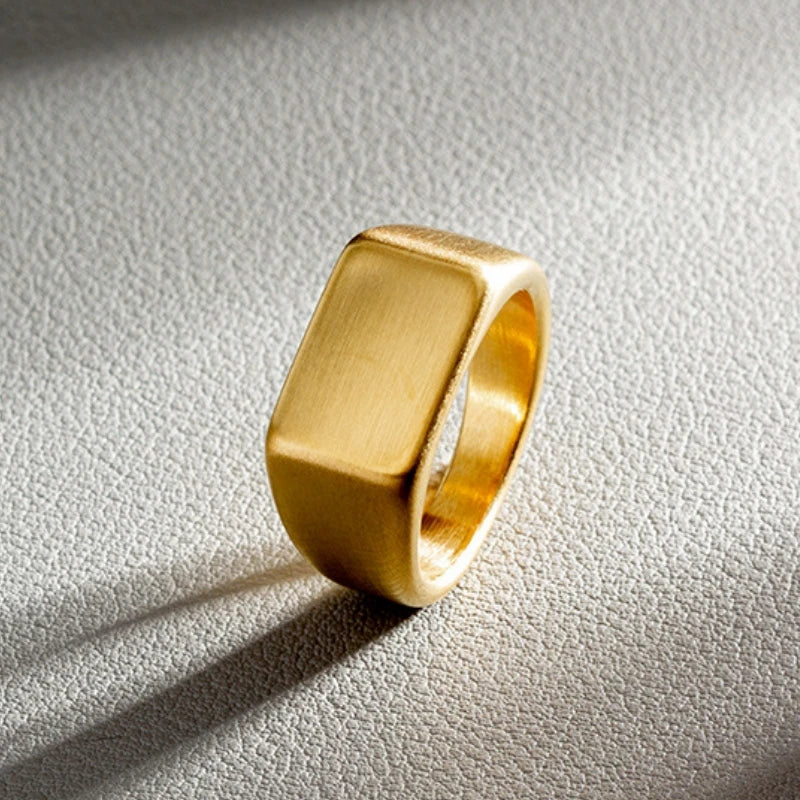Rectangular Seal Ring – Bold Form. Polished Strength. Stones Men