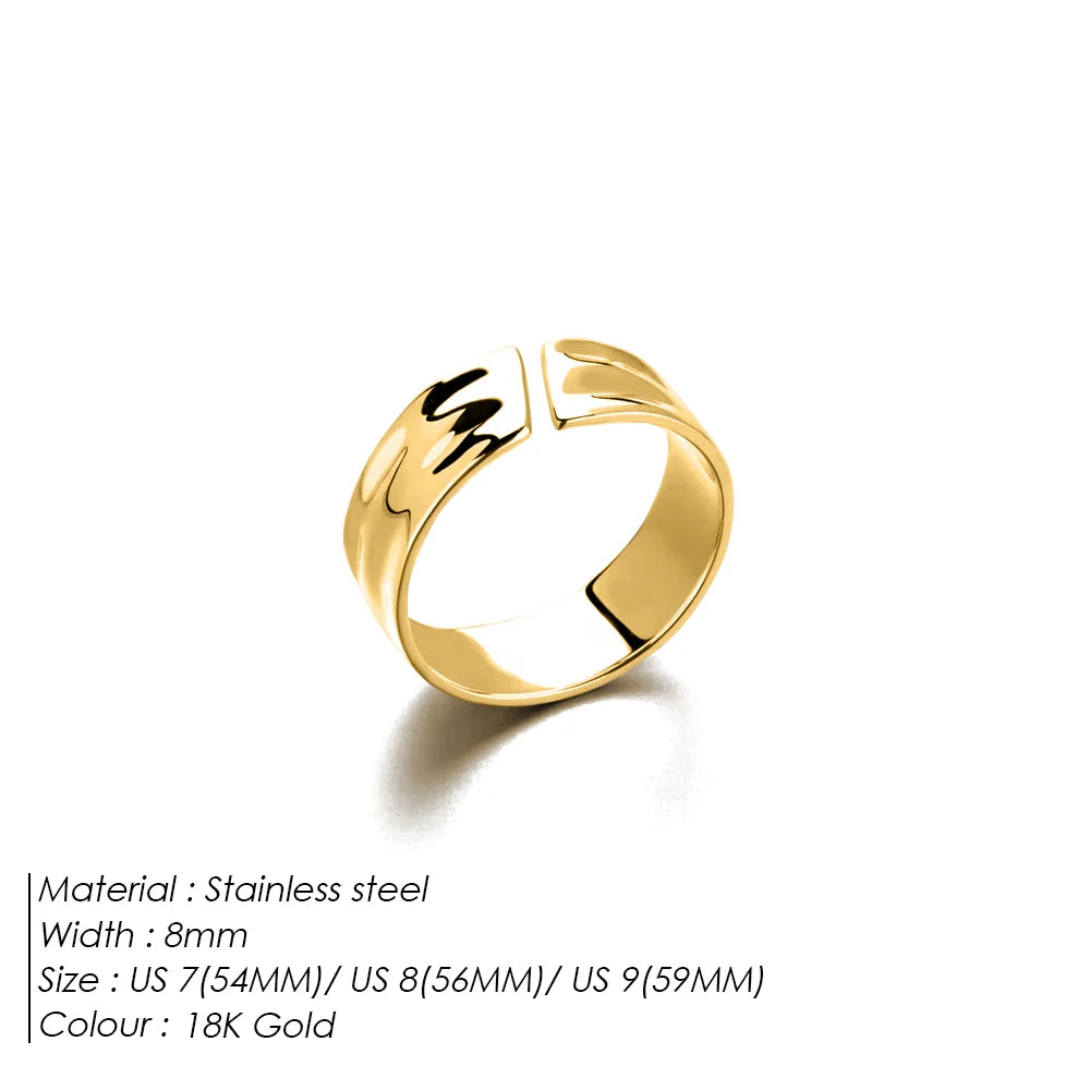 Gold-Plated Wide Ring – Punk Edge. Timeless Shine. Stones Men