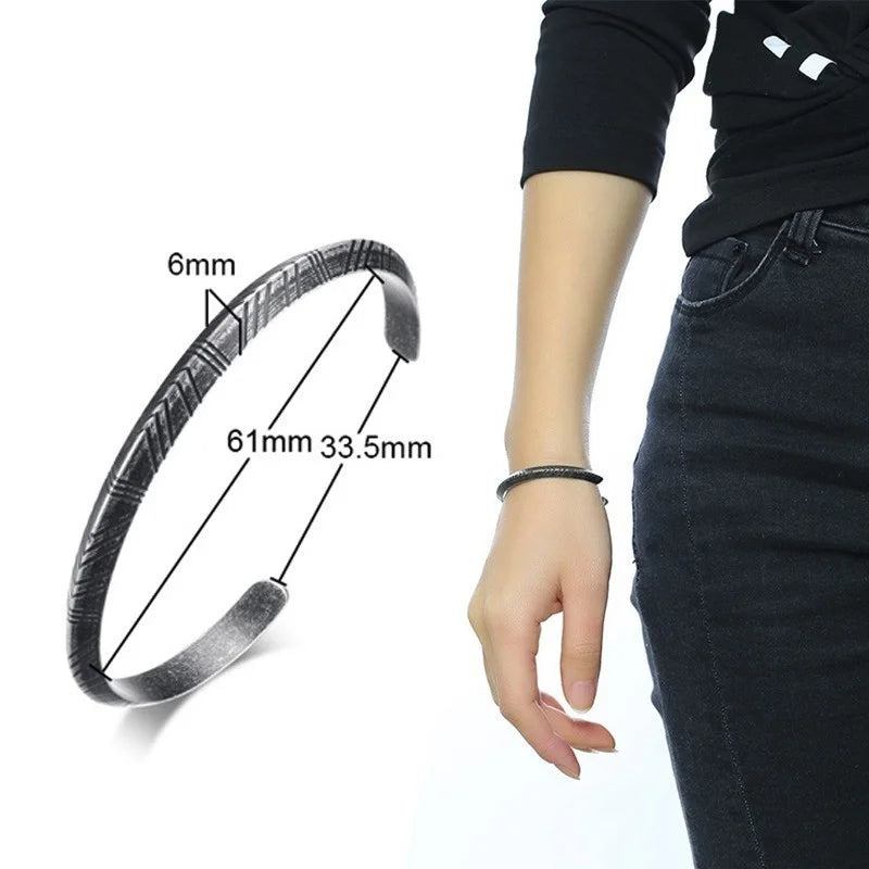 Retro Viking Cuff Bracelet – Rugged Style. Timeless Strength.