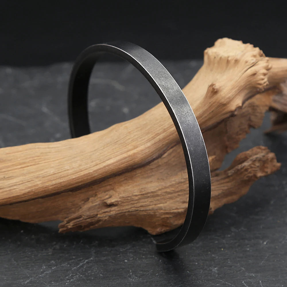 Vintage Black Cuff Bracelet – Bold Simplicity. Built to Last.