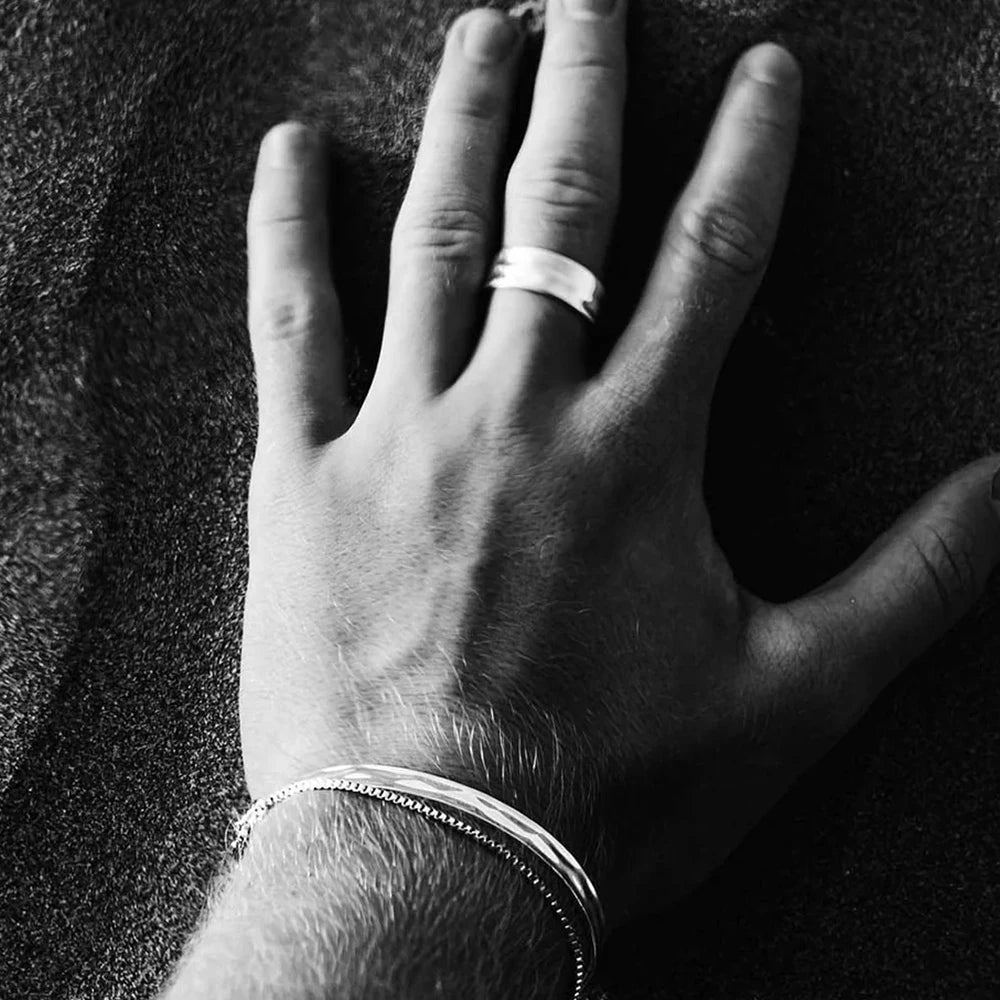 Gold-Plated Wide Ring – Punk Edge. Timeless Shine. Stones Men
