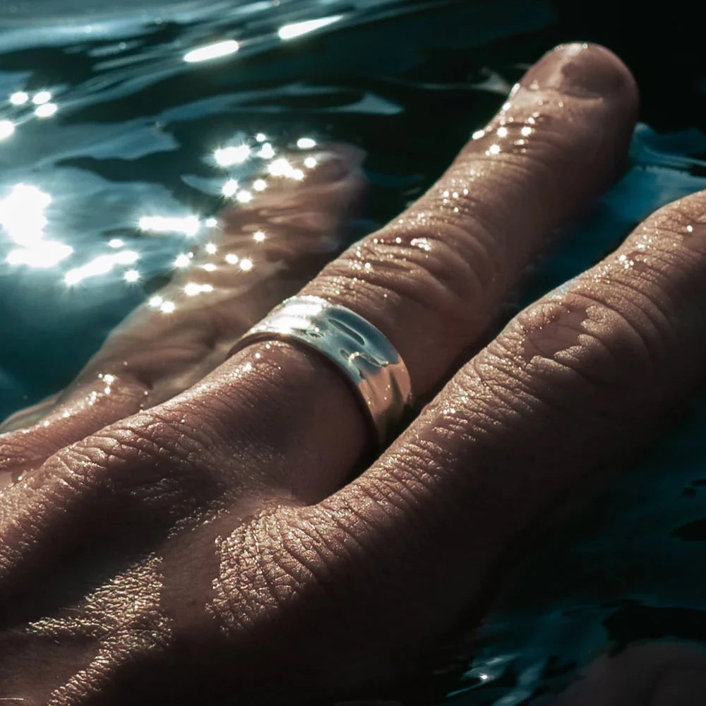 Gold-Plated Wide Ring – Punk Edge. Timeless Shine. Stones Men