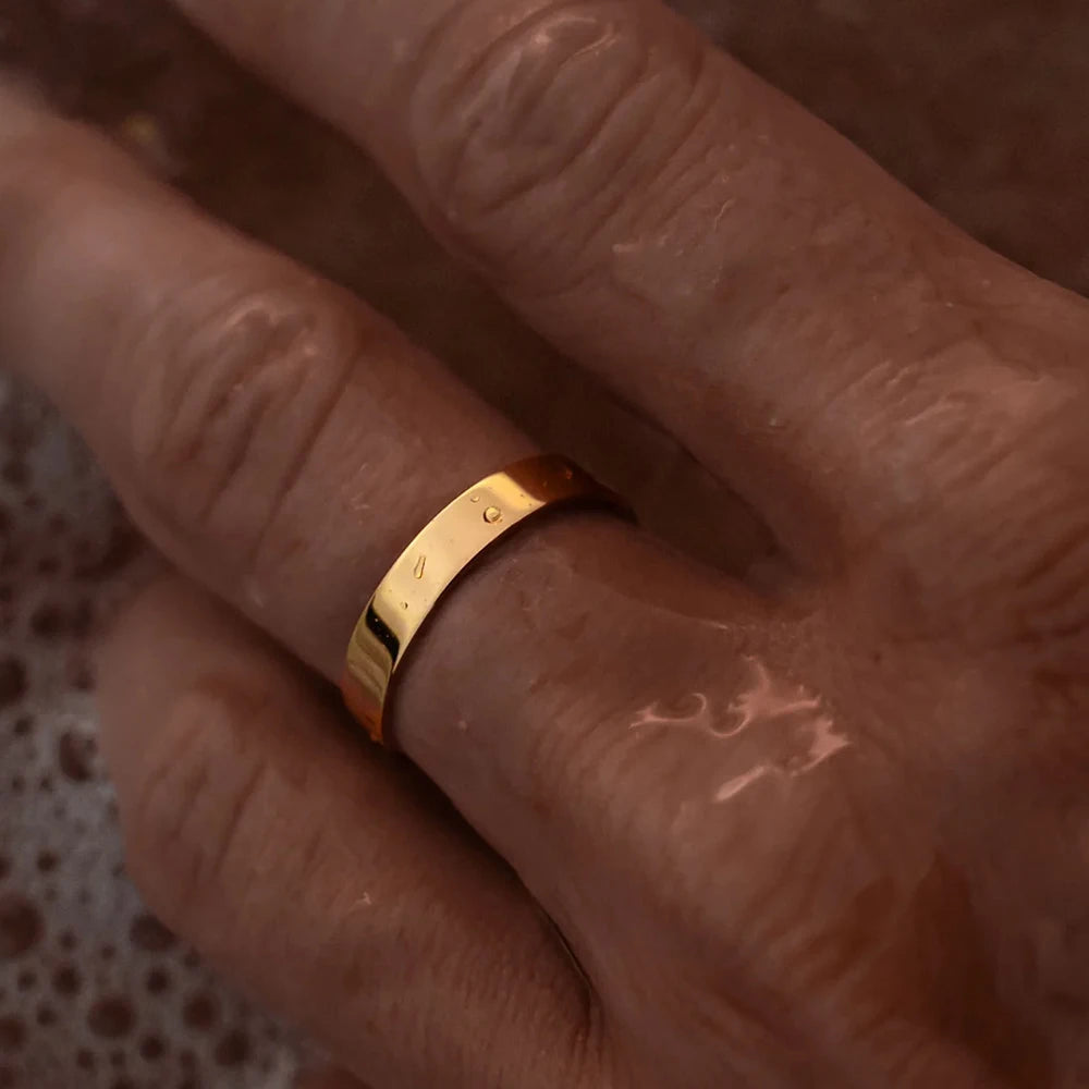 Stainless Steel Ring – Classic Design. Everyday Elegance. Stones Men