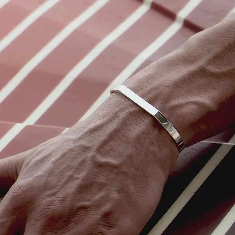 Pulseira heptágono minimalista de design mais recente da eManco, pulseira de aço inoxidável banhada a ouro, pulseira minimalista para homens e mulheres
